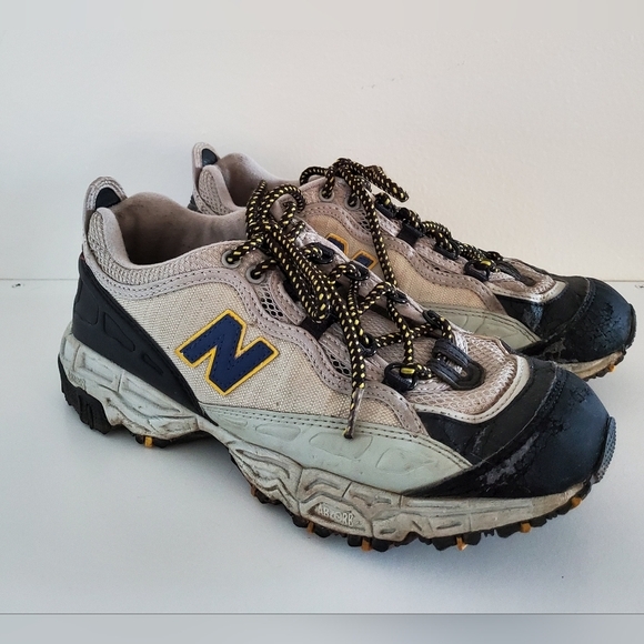 New Balance 801 All Terrain gray running shoe women's size 9 - Picture 1 of 11